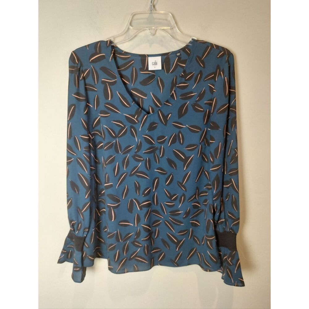 Cabi Shadow Leaf Long Sleeve Blouse Size Small NWOT